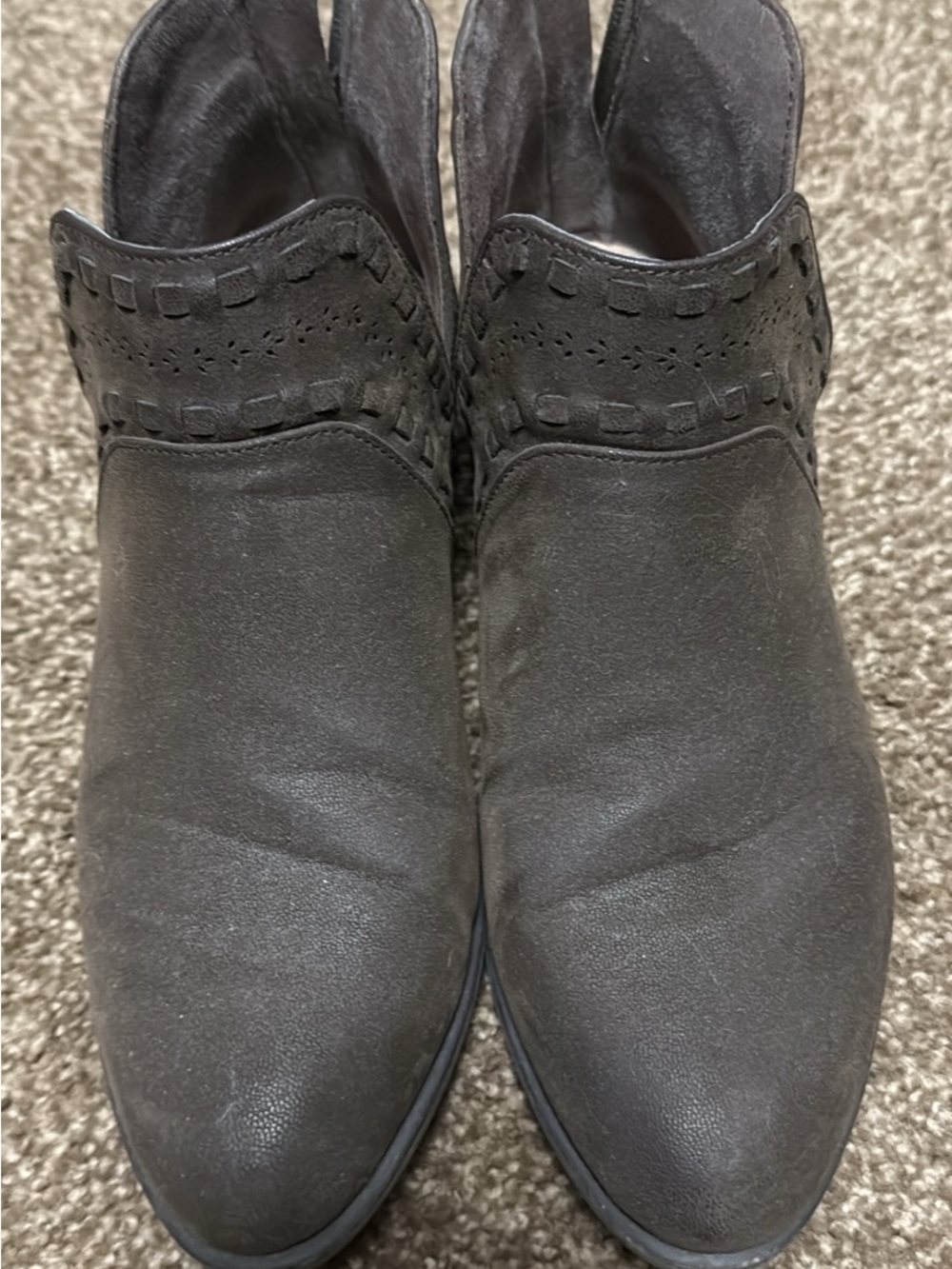 Women’s Slip-On Casual Shoes